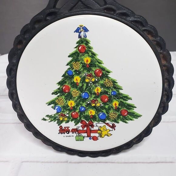 Vintage Porcelain Green Christmas Tree Iron Trivet Holiday Decor - Picture 6 of 8
